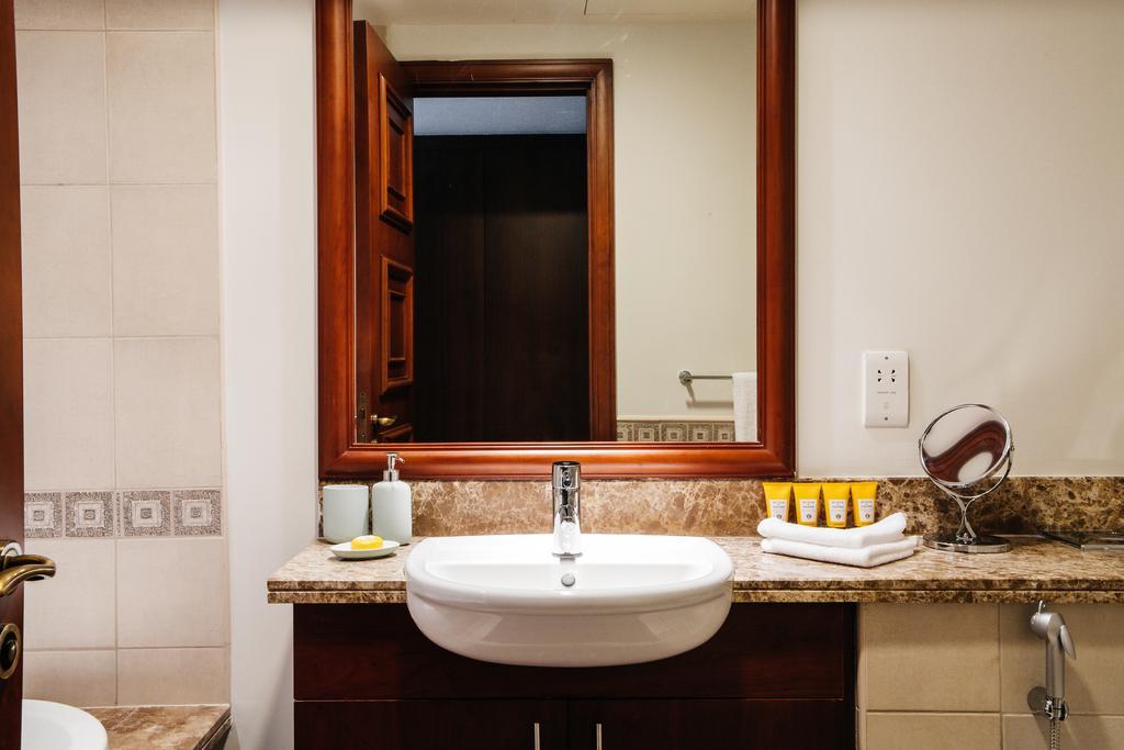 Fantastay - Palm Jumeirah ドバイ エクステリア 写真